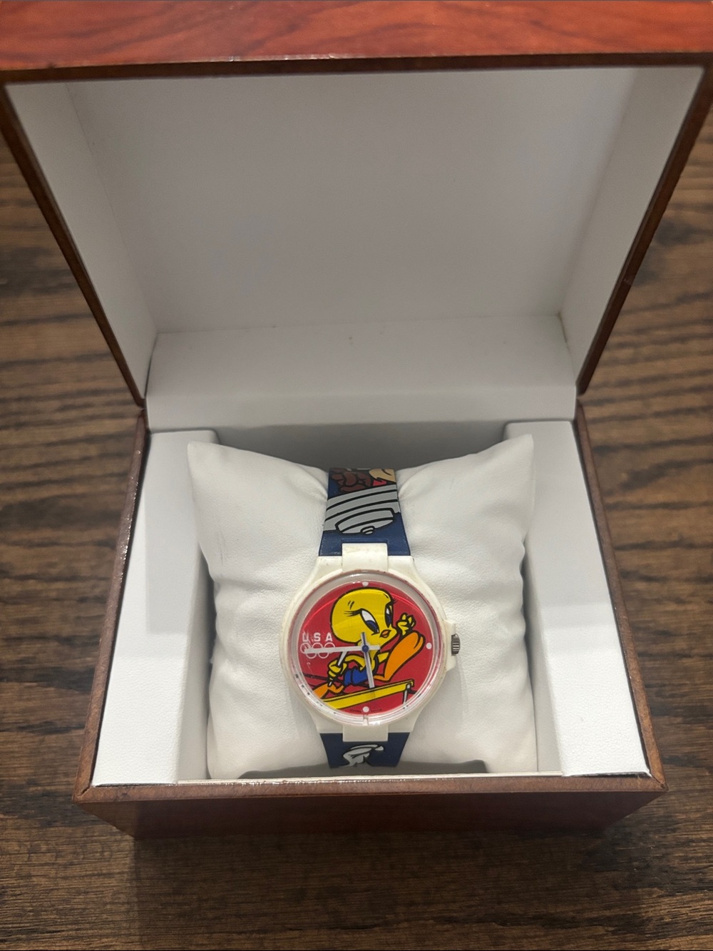 Vintage 1996 Olympics Looney Tunes Watch
